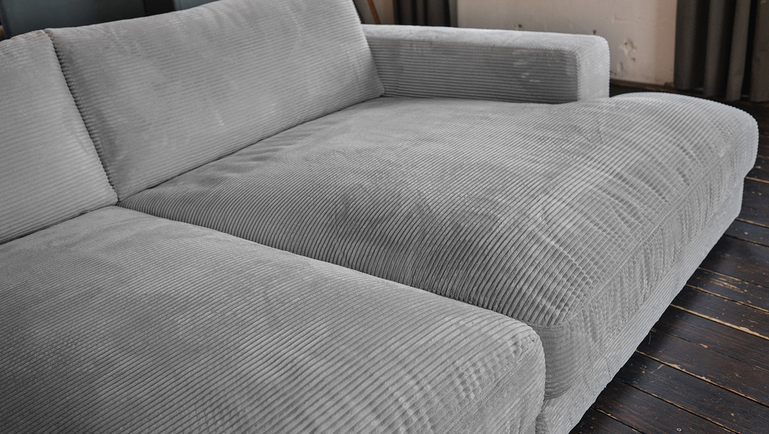 KAWOLA Big Sofa MADELINE Cord grau mit Hocker und 4 Zierkissen