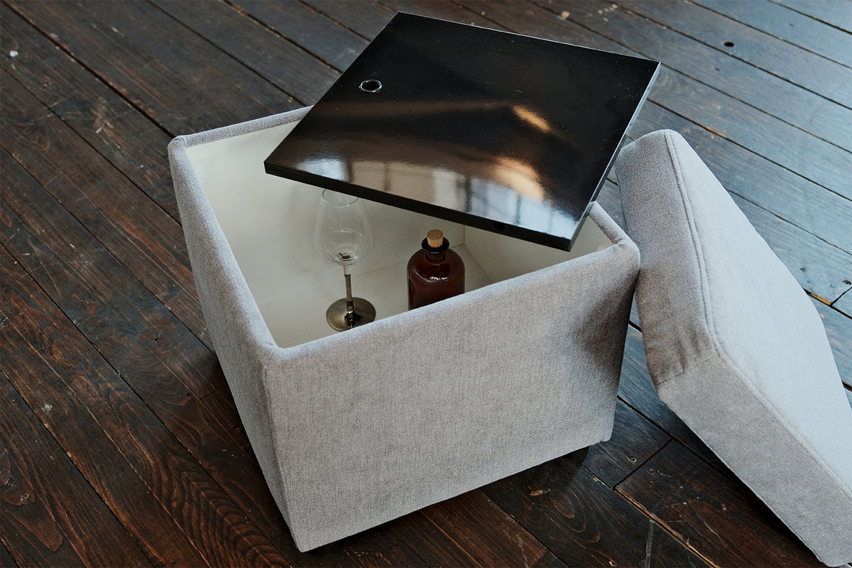 KAWOLA Hocker mit Stauraum IDA Stoff grau