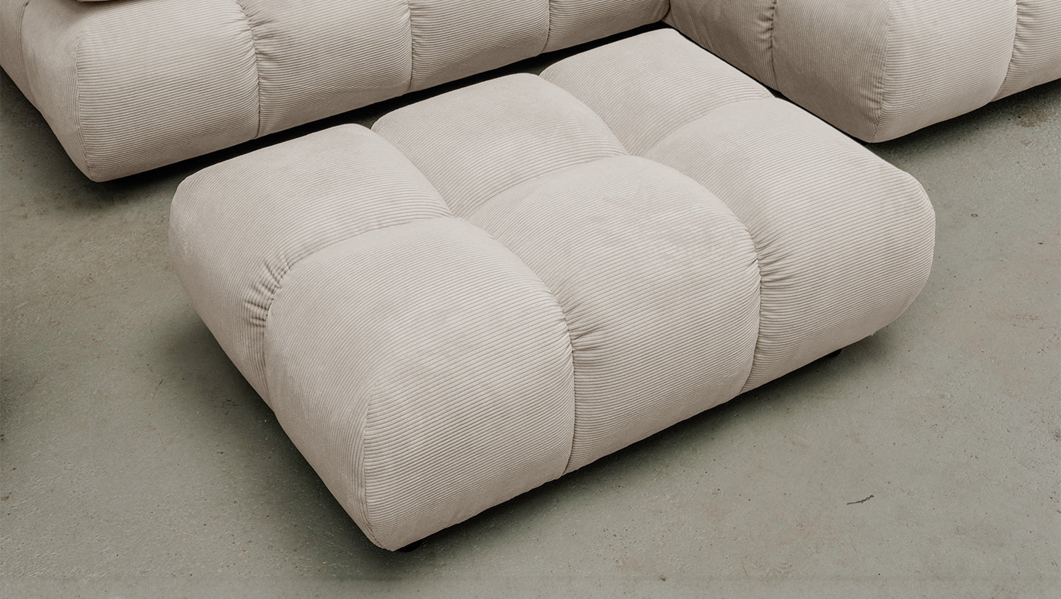 KAWOLA Polsterhocker VIVIEN Hockerbank Feincord beige