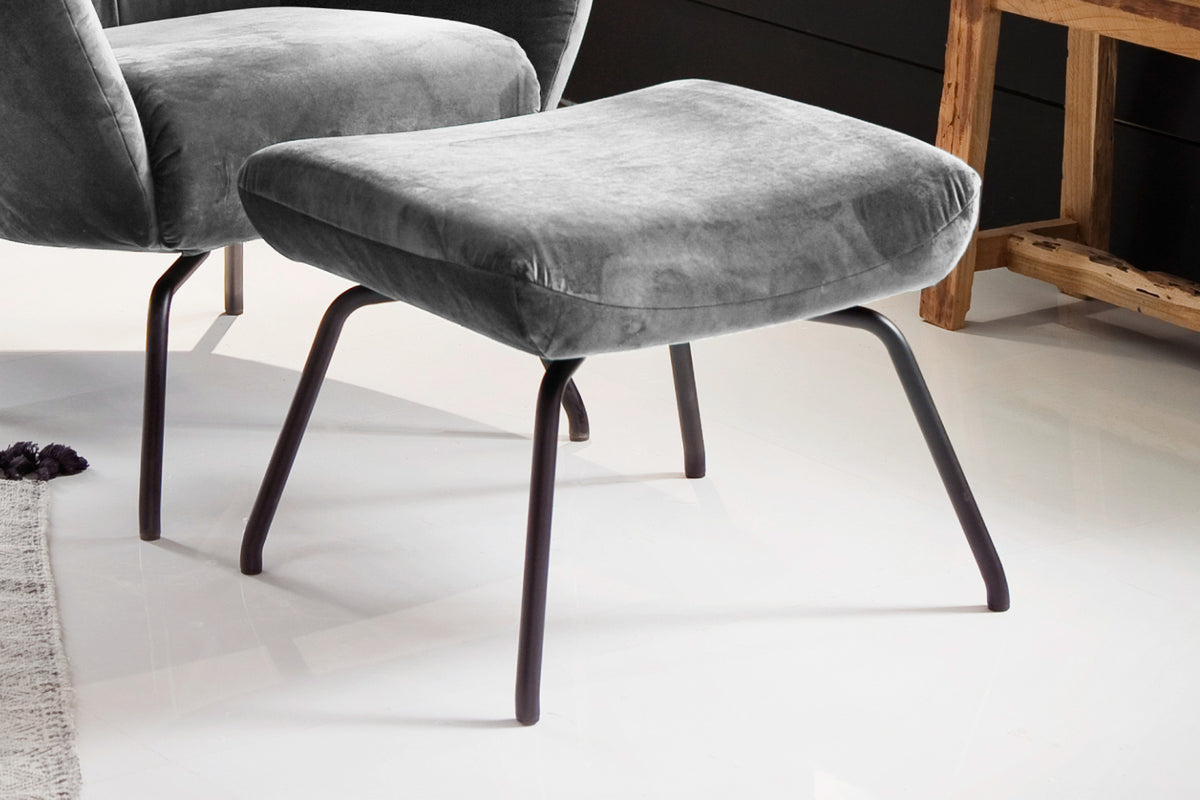 KAWOLA Sessel LOTTE Ohrensessel velvet silber mit Hocker