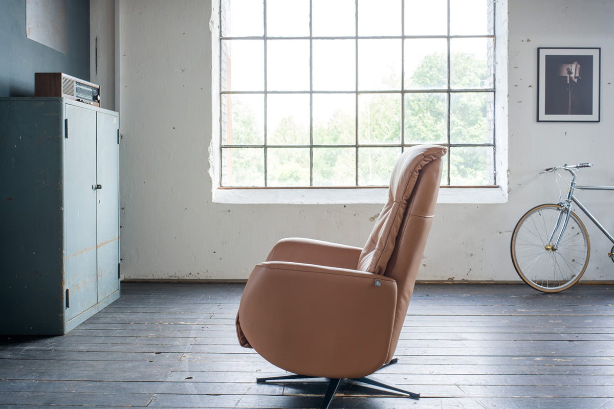 KAWOLA Sessel SARI Relaxsessel drehbar Leder braun