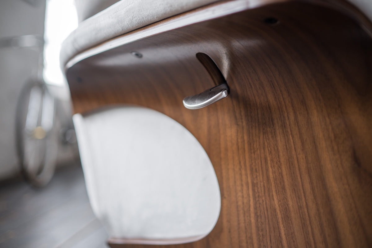 KAWOLA Sessel TOSAR Relaxsessel drehbar Velvet cremeweiß mit Hocker