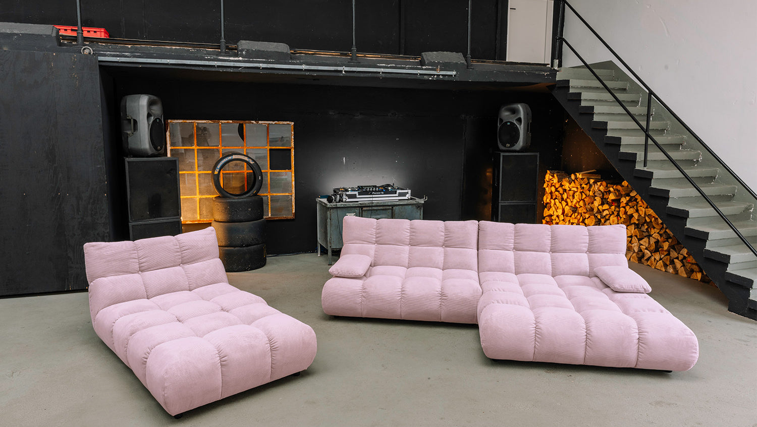 KAWOLA Sessel VIVIEN Drehsessel Feincord rosa