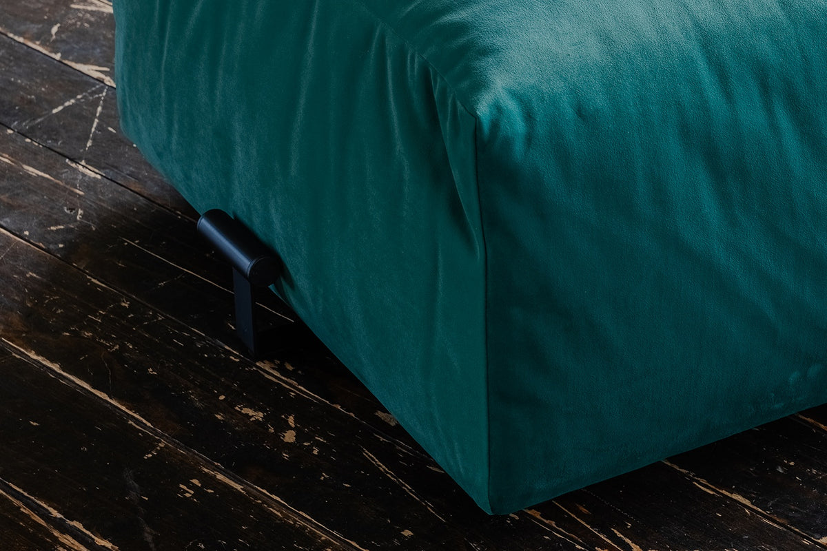 KAWOLA Sitzelement MIA Hocker Velvet grün