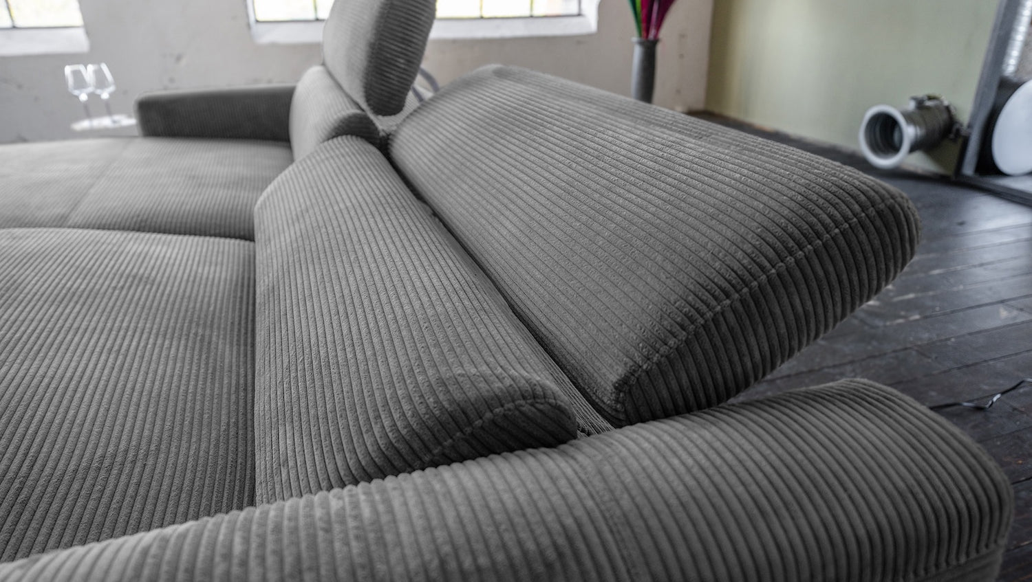 KAWOLA Sofa LAISKA Ecksofa Cord grau