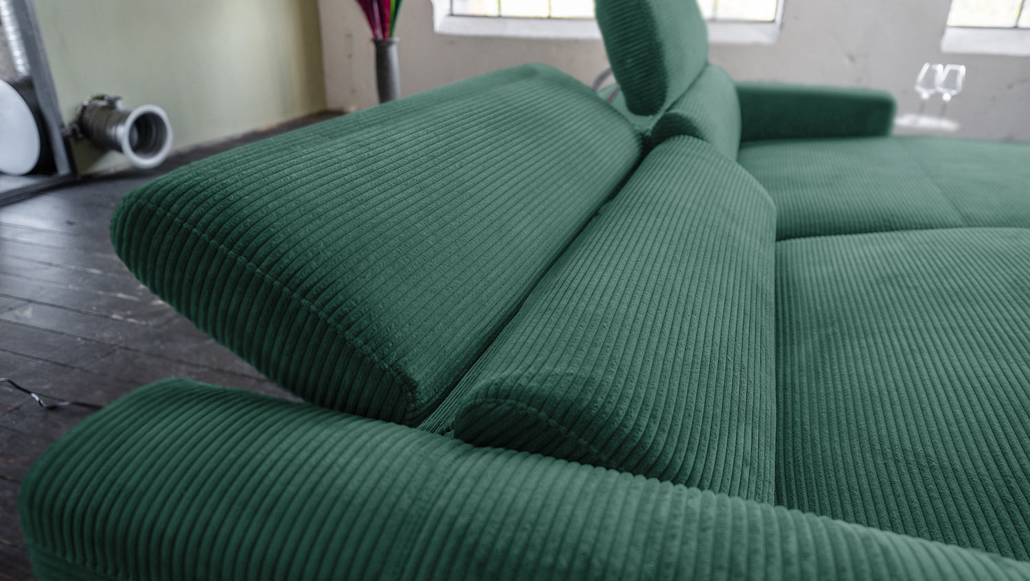 KAWOLA Sofa LAISKA Ecksofa Cord smaragd