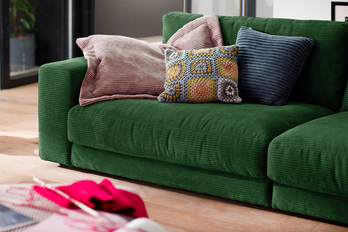 KAWOLA Sofa MADELINE 3-Sitzer Cord smaragd