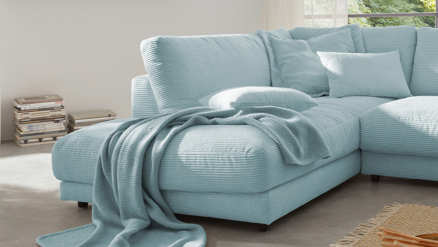 KAWOLA Sofa MADELINE Ecksofa mit Recamiere Cord hellblau