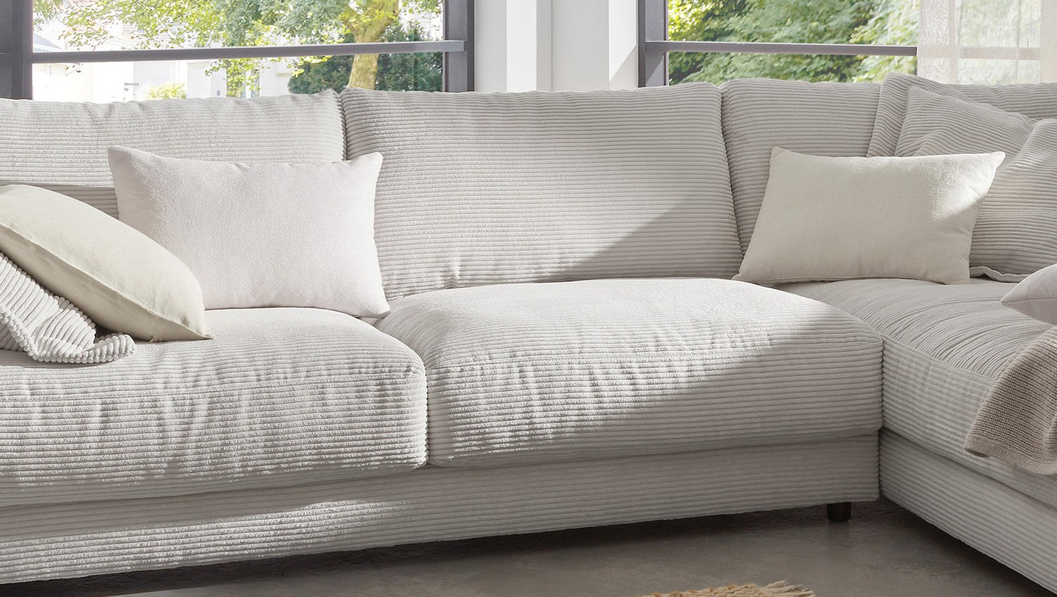 KAWOLA Sofa MADELINE Ecksofa mit Recamiere Cord hellgrau