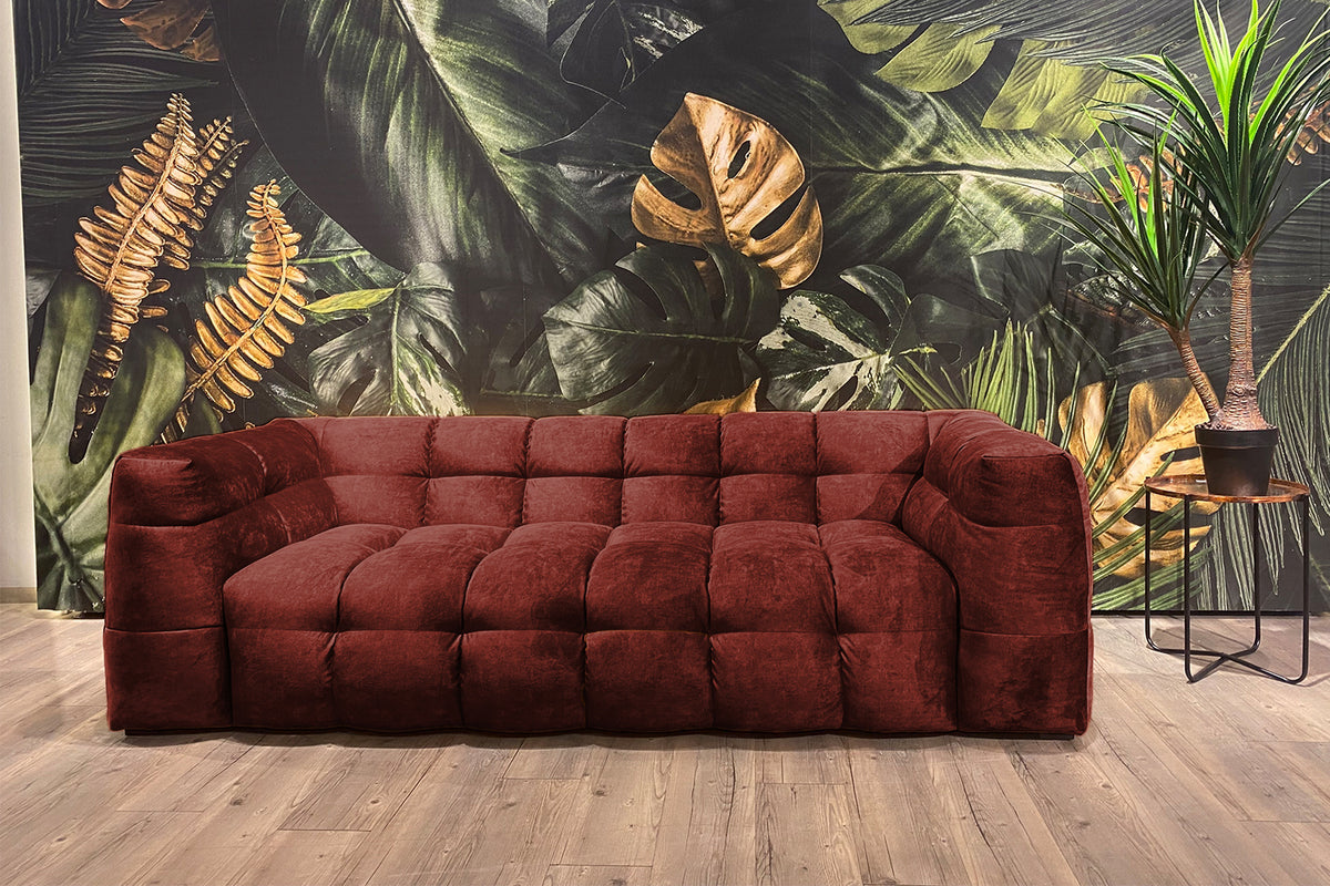 KAWOLA Sofa ROSARIO Velvet bordeaux, 3-Sitzer