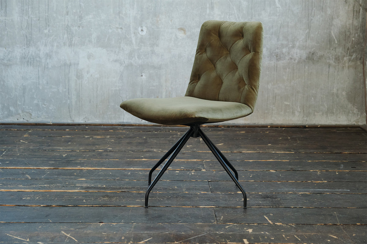 KAWOLA Stuhl NEW CHARME Drehstuhl Esszimmerstuhl Velvet oliv