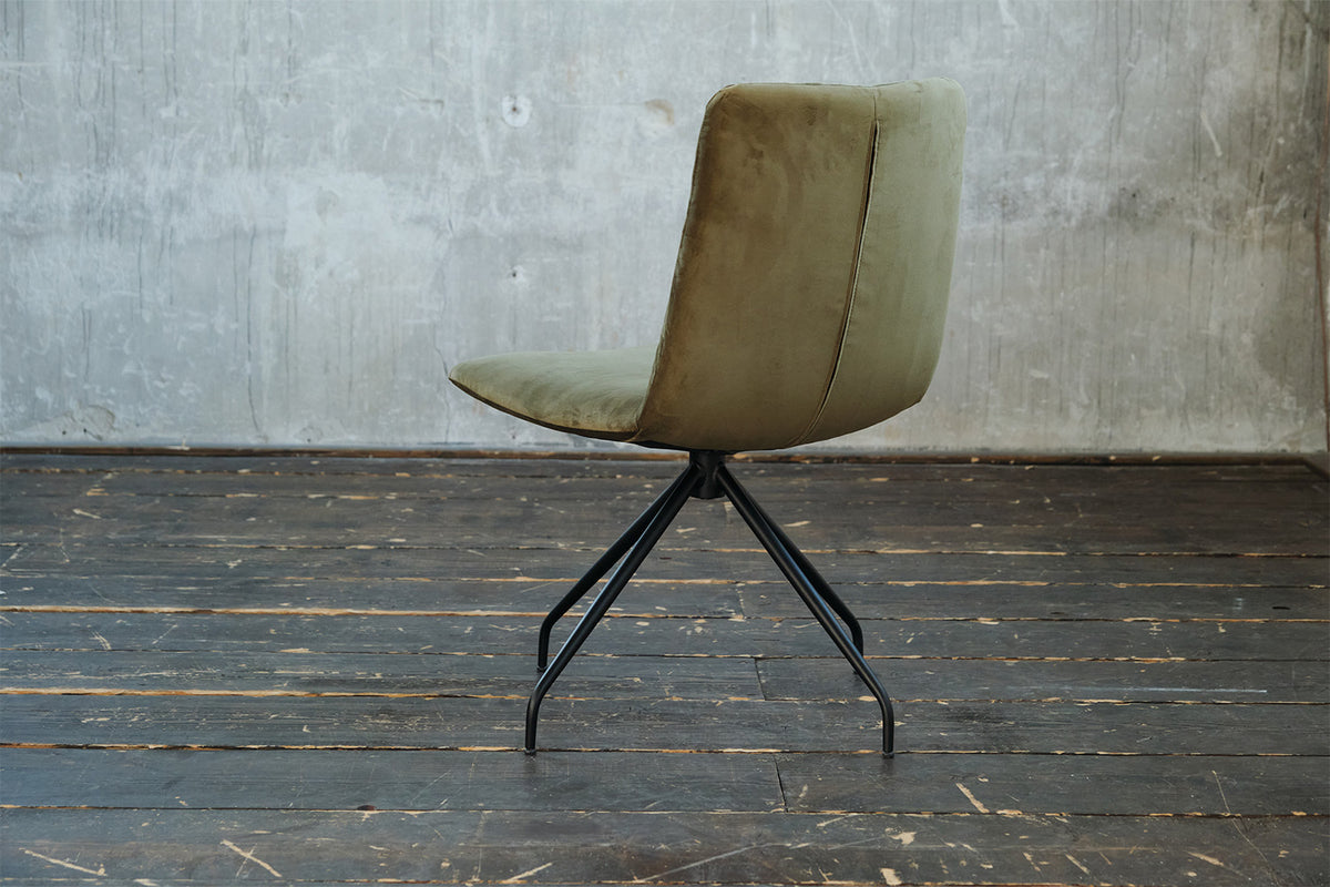 KAWOLA Stuhl NEW CHARME Drehstuhl Esszimmerstuhl Velvet oliv