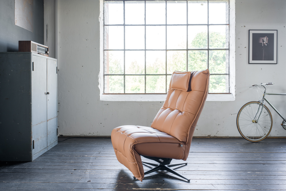 KAWOLA sillón MIKO reclinable giratorio cuero marrón