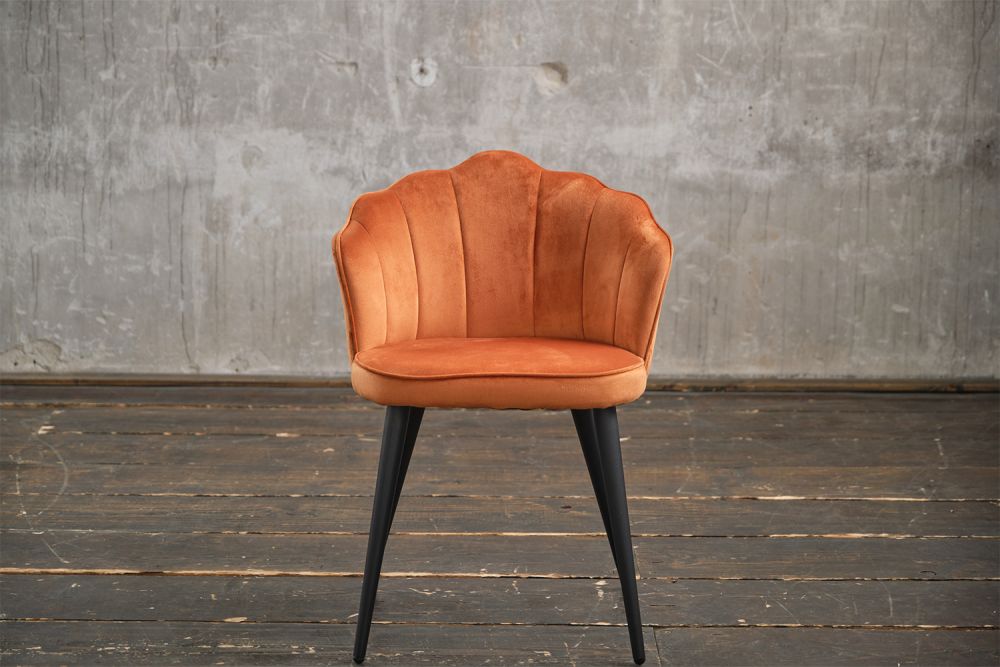 Silla KAWOLA Silla de comedor SALLY Terciopelo naranja pié negro