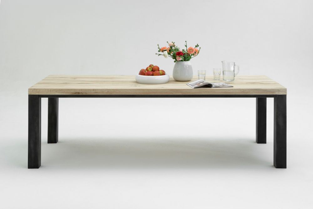 KAWOLA mesa de comedor NELA roble macizo arena 180x100x76cm