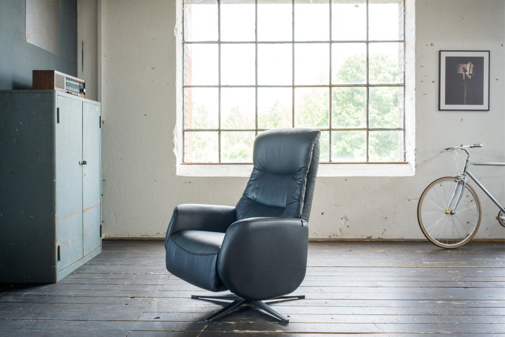KAWOLA sillón SARI reclinable giratorio cuero negro