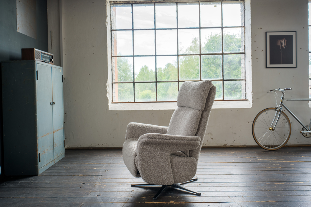 KAWOLA NAMA sillón reclinable giratorio tela topo