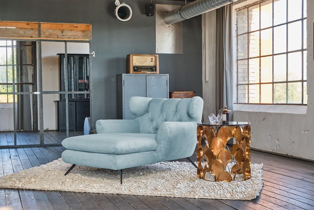 KAWOLA Chaise longue CHARME pana azul claro